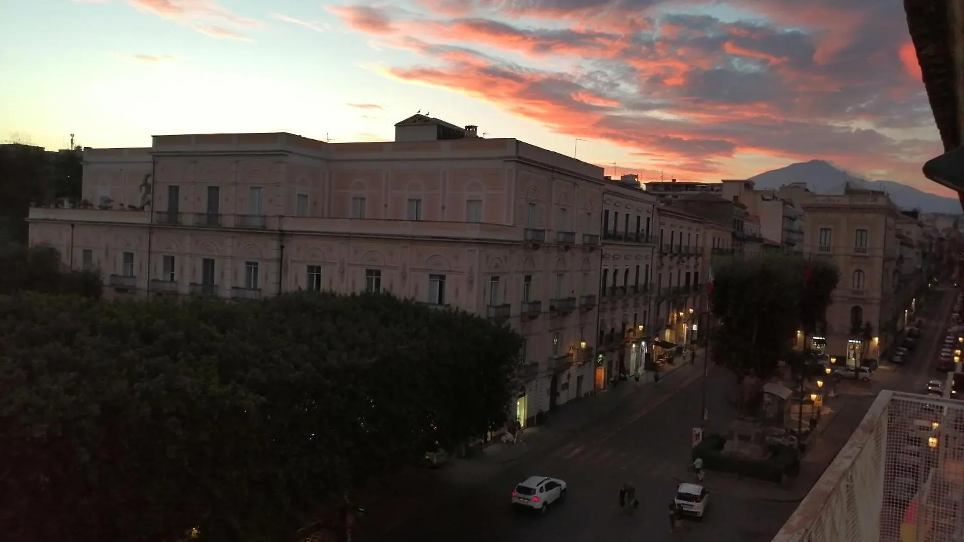 Apartment Penthouse View Villa Bellini With Elevator- Attico Bellini Catania Italy